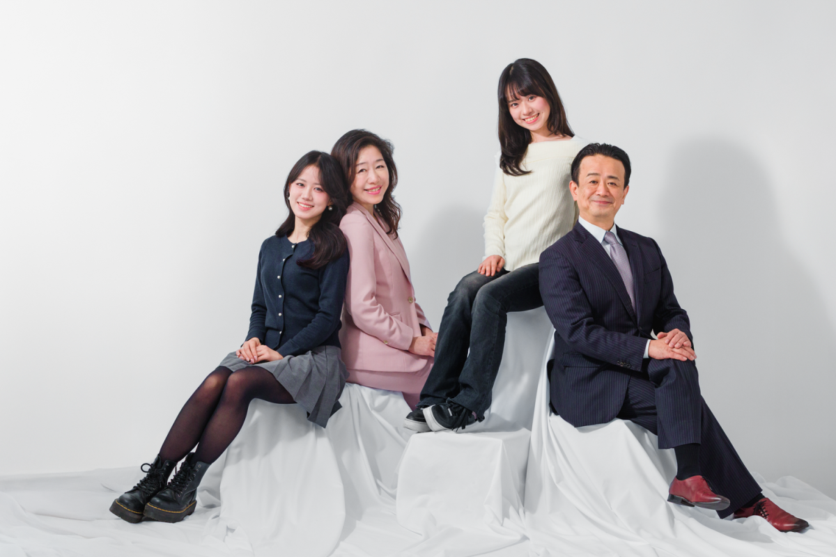 家族で年賀状用記念撮影